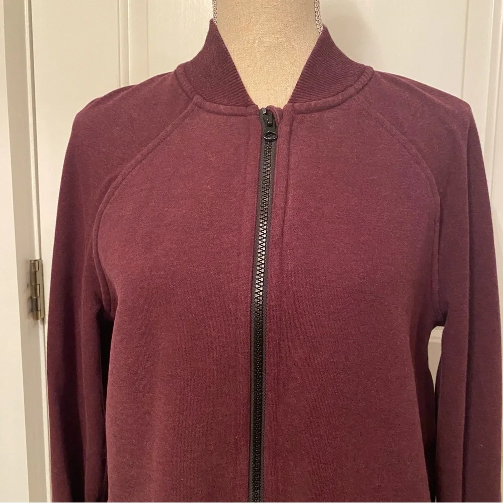 LULULEMON ATHLETICA JACKET COAT PURPLE WINE JERSEY ZIP FRONT ATHLEISURE SIZE 8